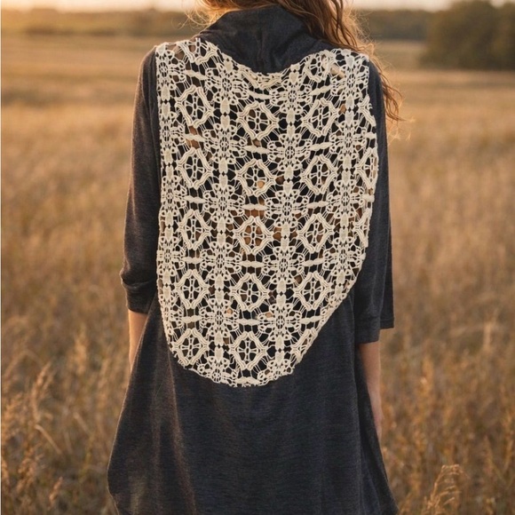 Umgee Other - Umgee Charcoal Embroidered Kimono with Ivory Crochet Detail Size L